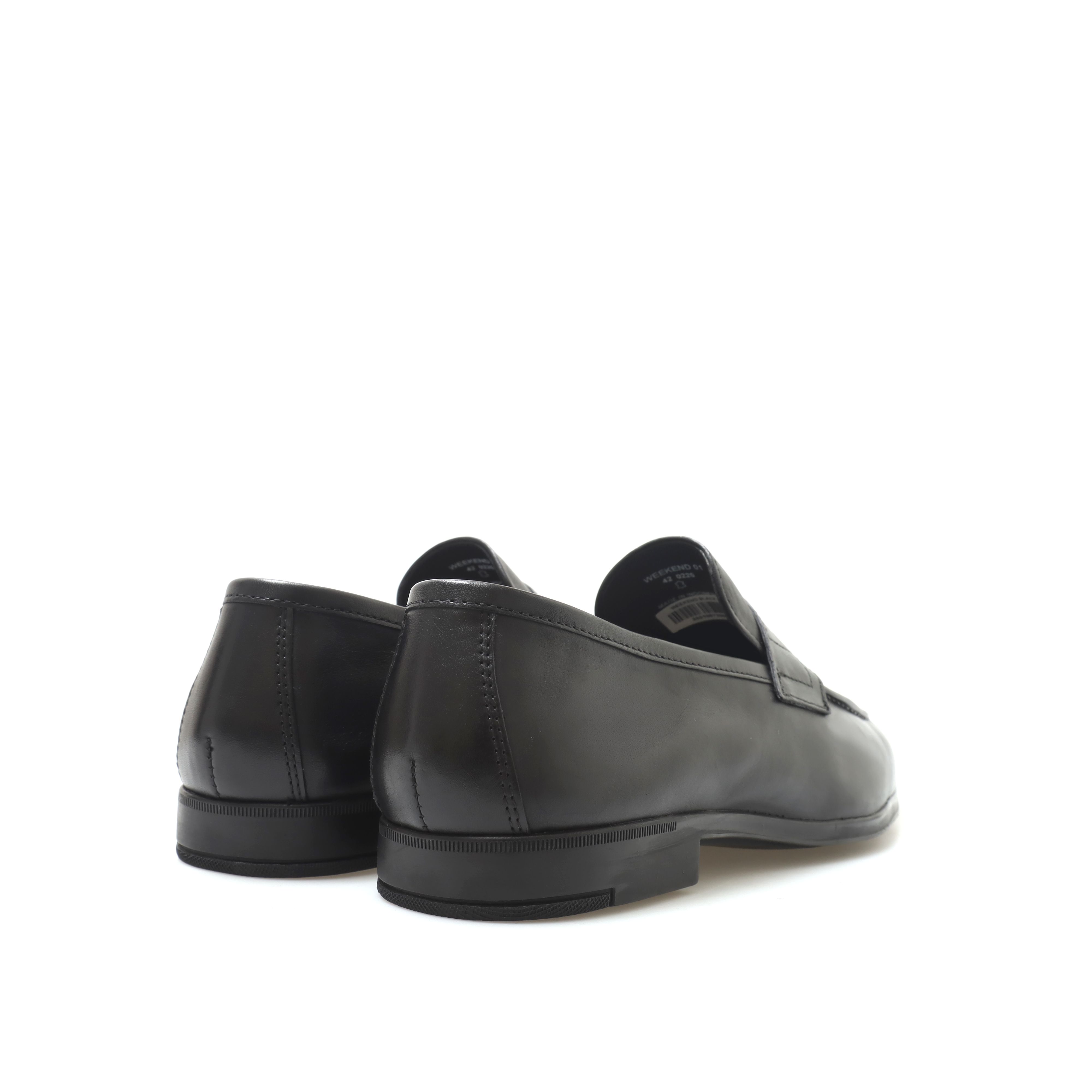 WEEKEND BLACK - Image 3