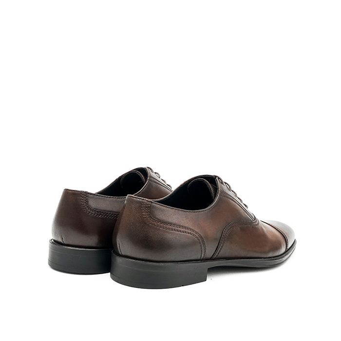 VENESIA BROWN - Image 3