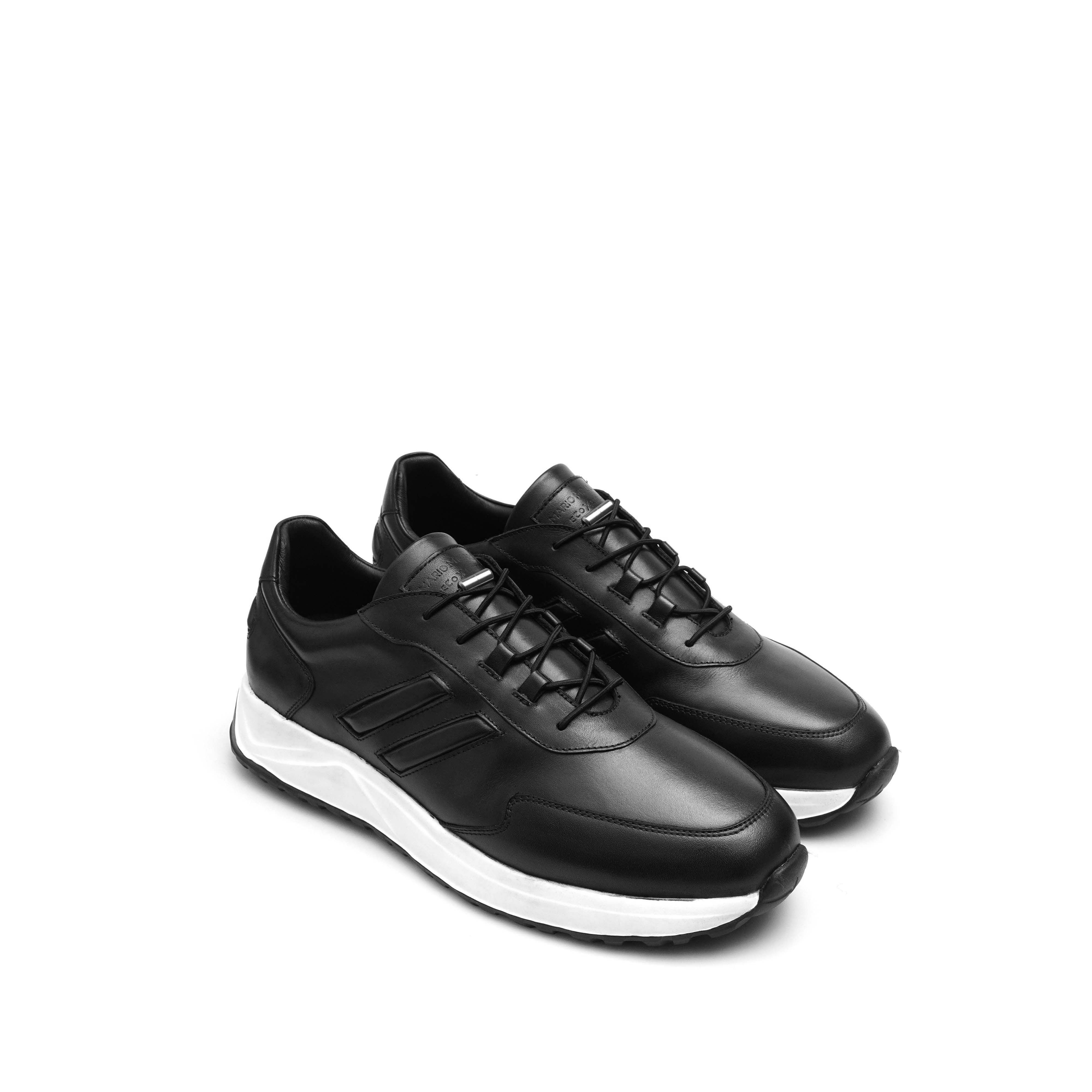 FERGUS BLACK - Image 2